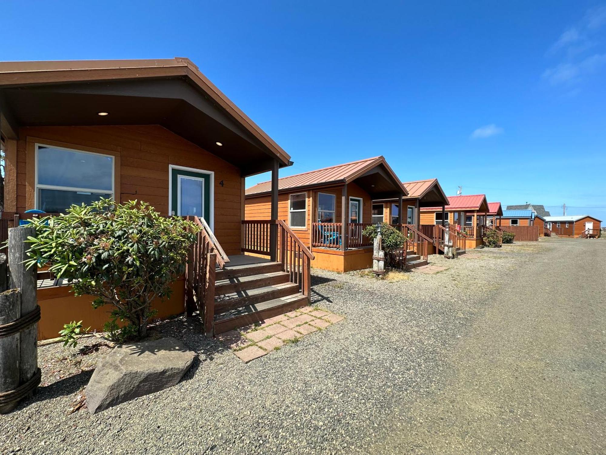 Westport Inn Cabins ภายนอก รูปภาพ